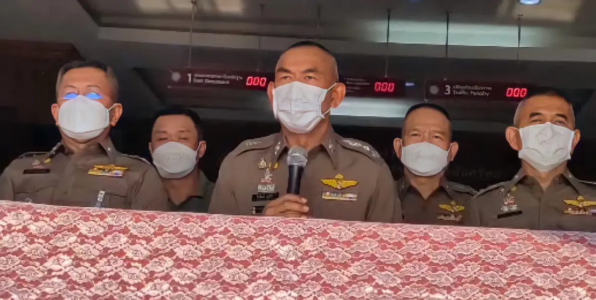 ตร.ยัน “โรเบิร์ต” เป็นคนขับตอน “แตงโม” ตกเรือ - รอ “กระติก” แจงคลิปเสียง