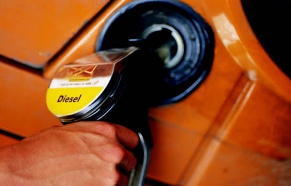 กรุงเทพโพลล์ เผยน้ำมันแพงกระทบประชาชน 84.1% ห่วงสินค้าราคาเพิ่มขึ้นอีก