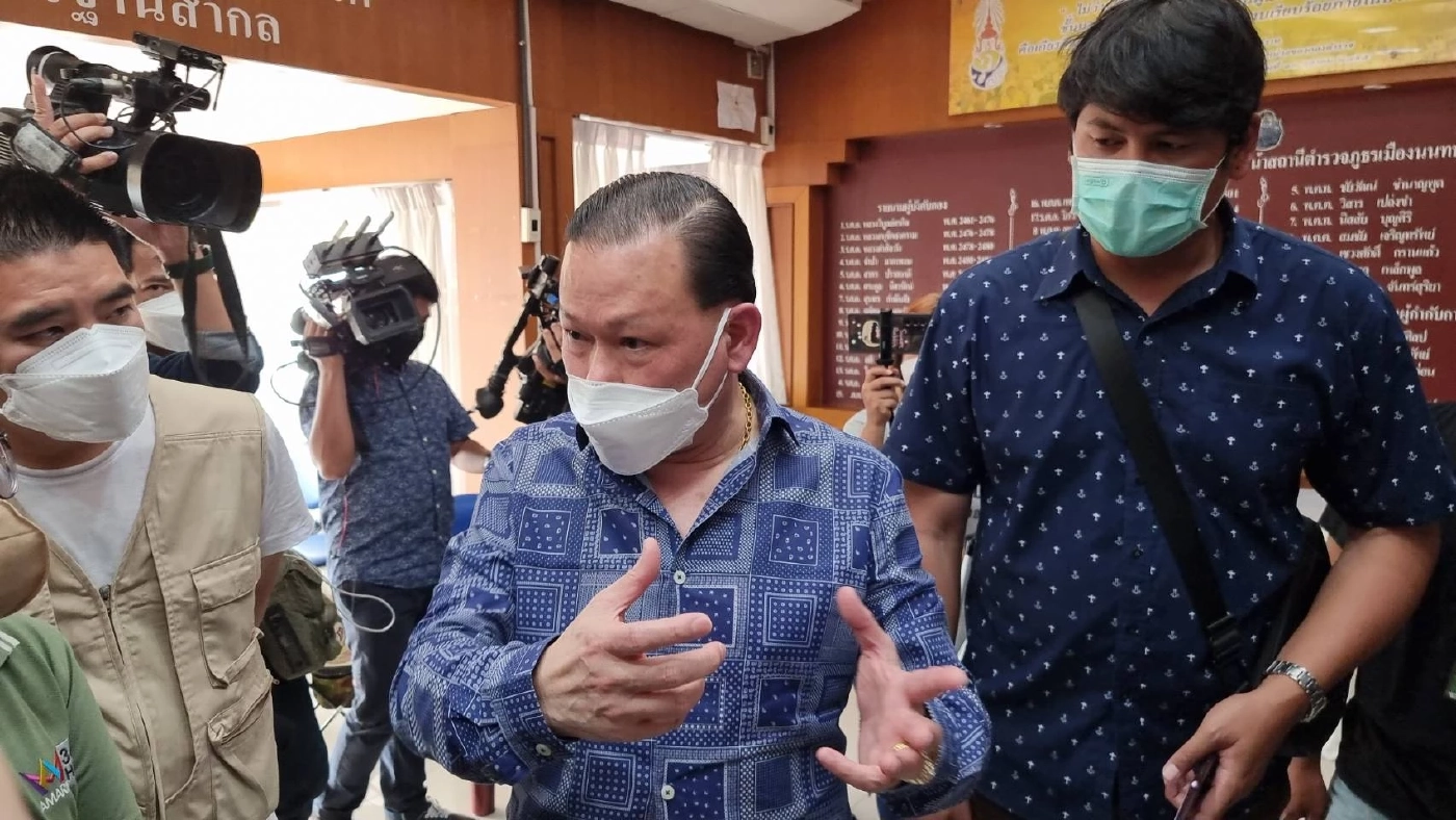 นายสันธนะ ประยูรรัตน์ อดีตตำรวจสันติบาล 