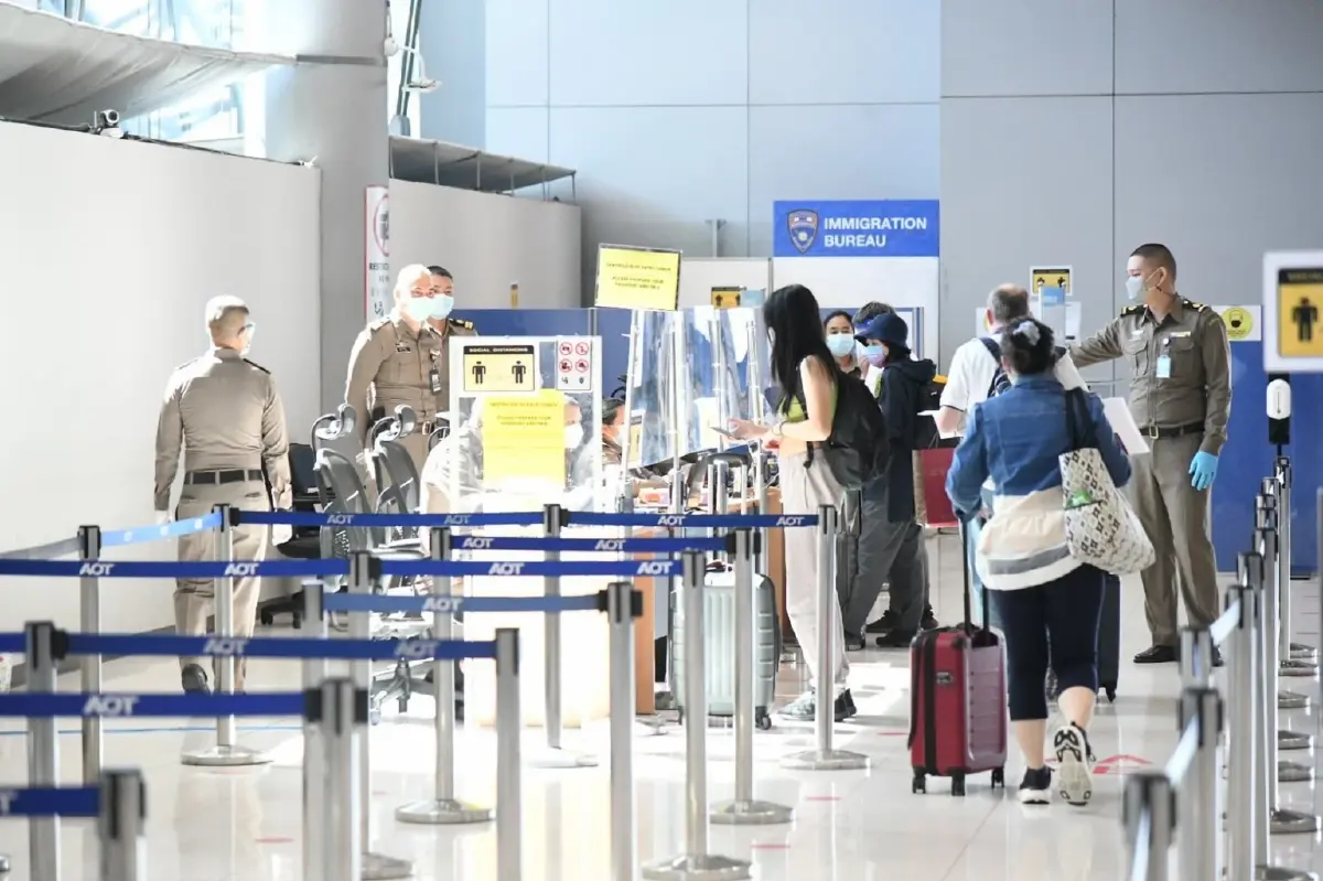 หอการค้าฯ จี้ยกเลิก RT-PCR นทท. เร่งยกโควิดเป็นโรคประจำถิ่น ฟื้นเศรษฐกิจ