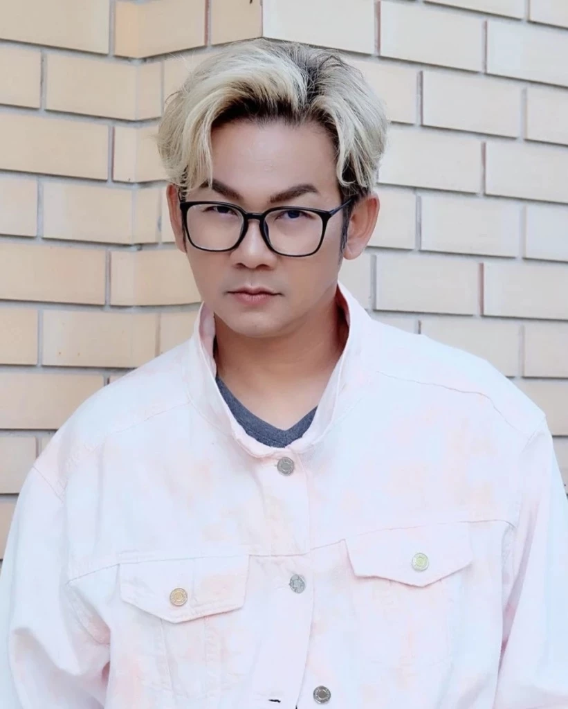 “เอ๊าะ กีรติ” พิธีกรชื่อดัง แอดมิทด่วน ครอบครัวเผยภาพใบหน้า FC สุดห่วงใย