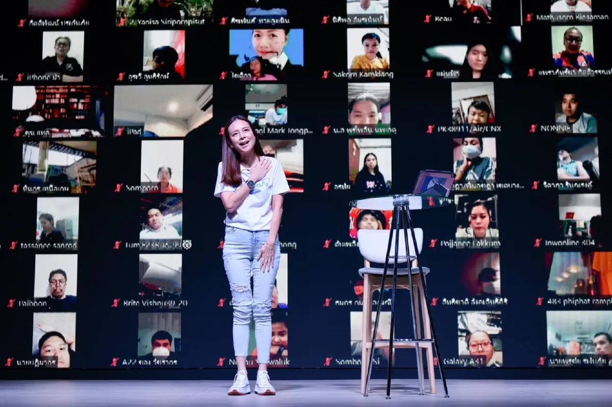 “มูลนิธิมาดามแป้ง” กับ 1 ปีของการเดินทางเพื่อช่วยเหลือสังคมไทย #ส่งต่อน้ำใจคนไทยไม่ทิ้งกัน