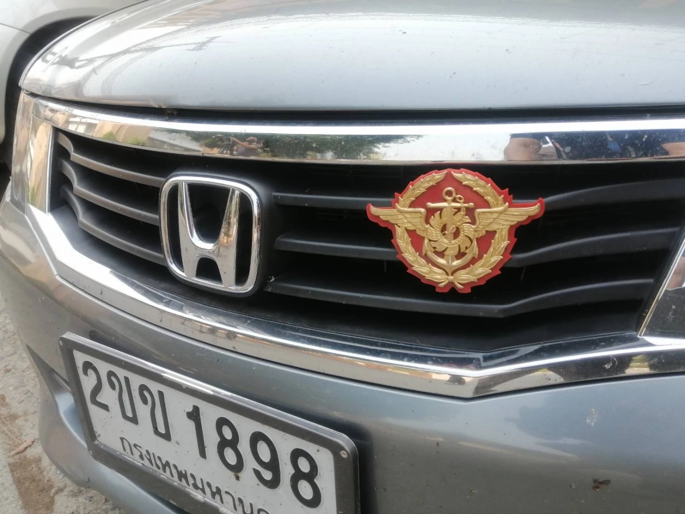 ทลายแก๊งยานรก “อาก๋วย” พร้อมยึดทรัพย์ 15 ล.