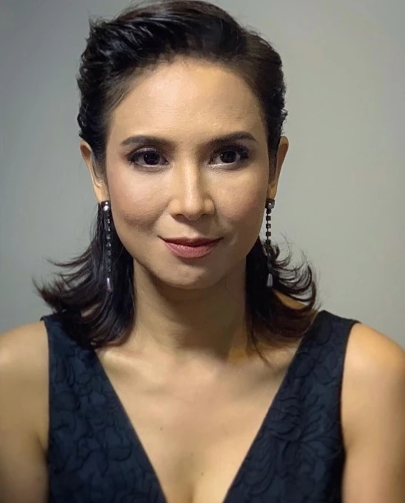 4 สาวหัวใจสุดแกร่ง เคยป่วยเป็นมะเร็ง ต่อสู้จนเอาชนะโรคร้ายได้