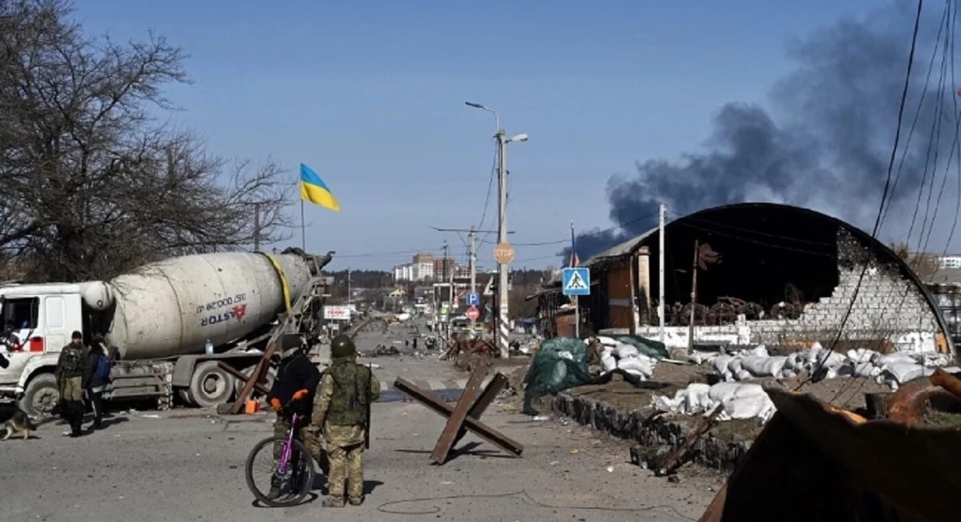 “ไบเดน” เผย ปูตินจ่อใช้ “อาวุธเคมี-ชีวภาพ” ในการสู้รบกับยูเครน