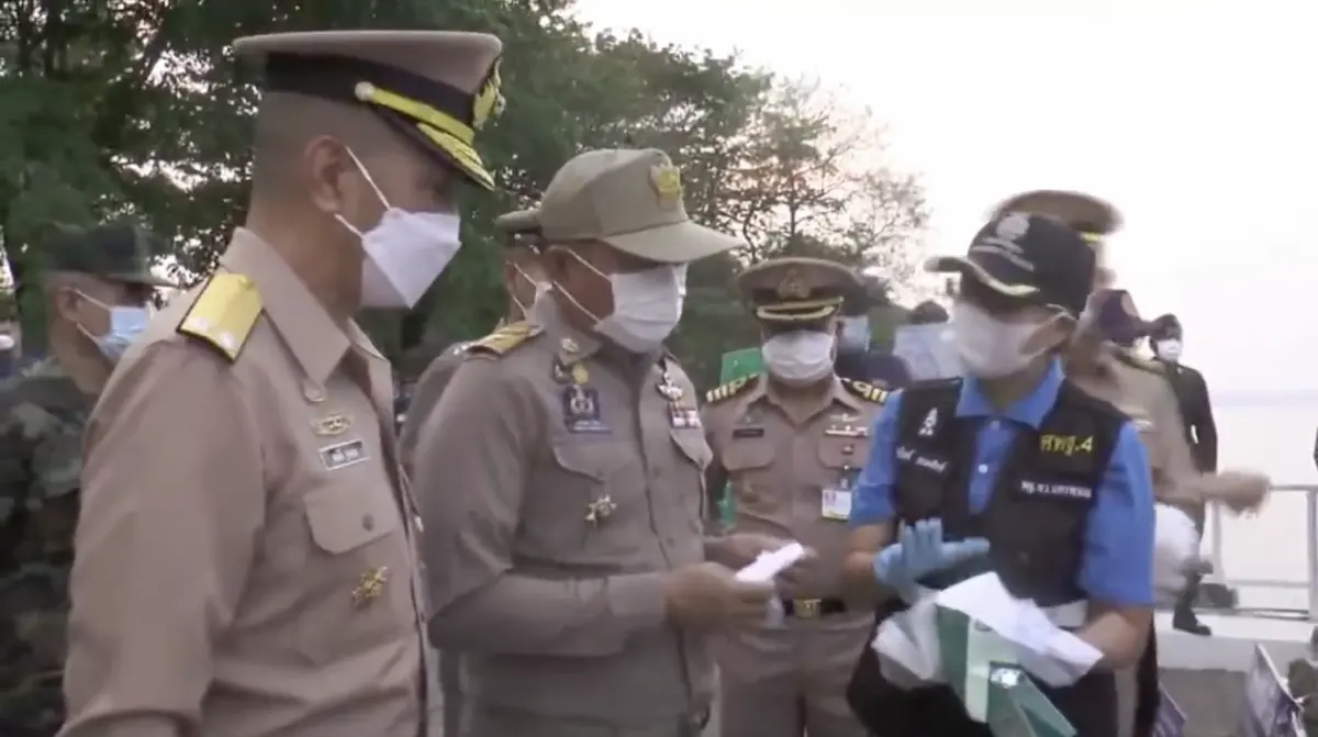 บุกรวบลักลอบค้ายาเสพติด พร้อมของกลางล็อตใหญ่ริมโขง