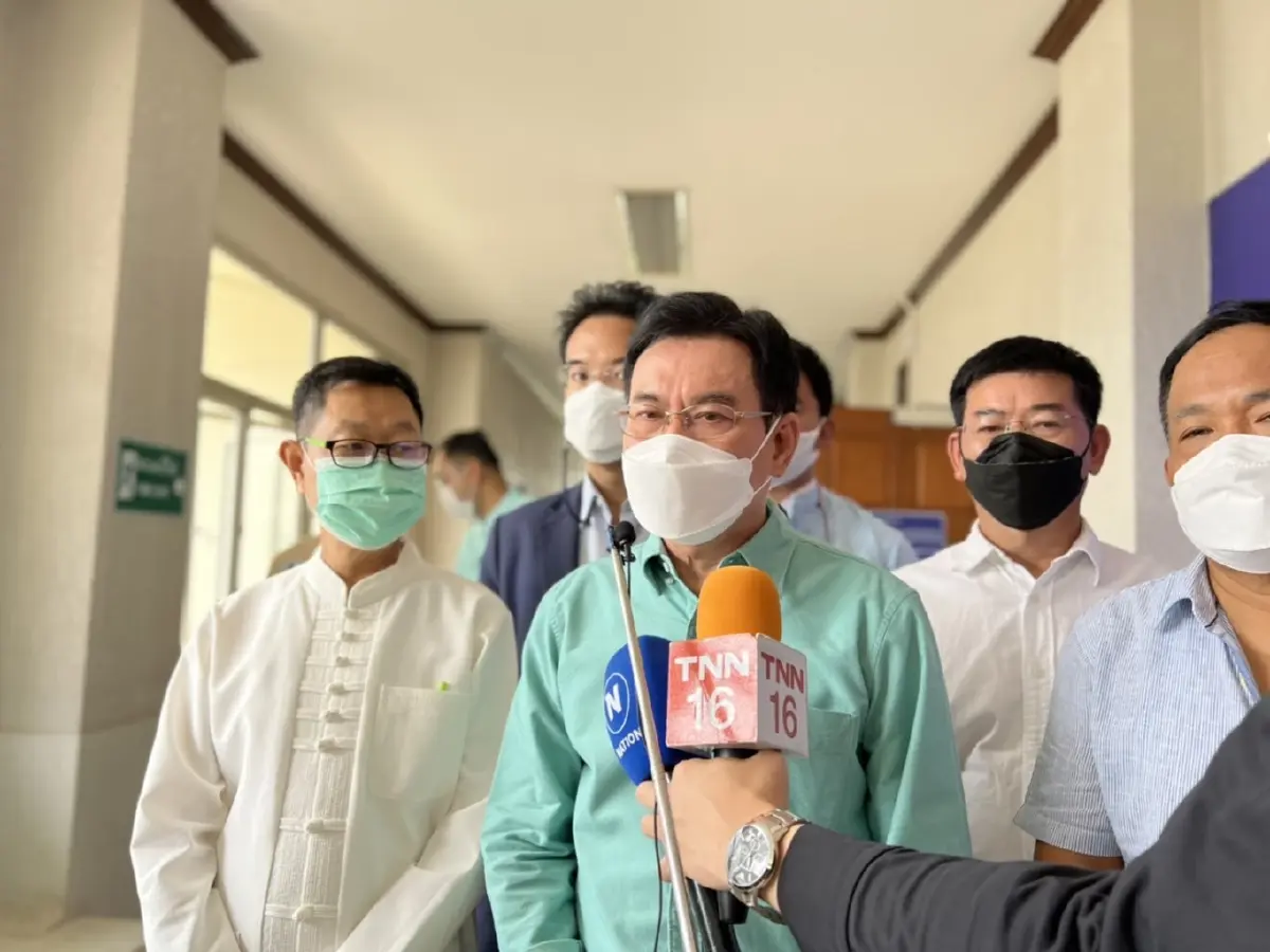 "จุรินทร์"ชี้ส.ส.ย้ายพรรคเป็นเรื่องปกติใกล้เลือกตั้ง โวปชป.ยังเหนียว