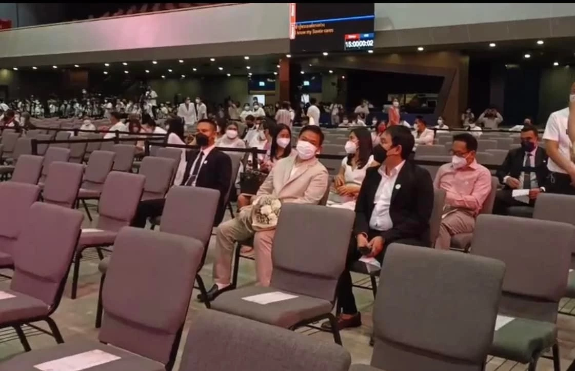 ประมวลภาพงานไว้อาลัย “แตงโม นิดา” คนบันเทิงแน่น "ปอ-โรเบิร์ต-จ๊อบ" มาด้วย