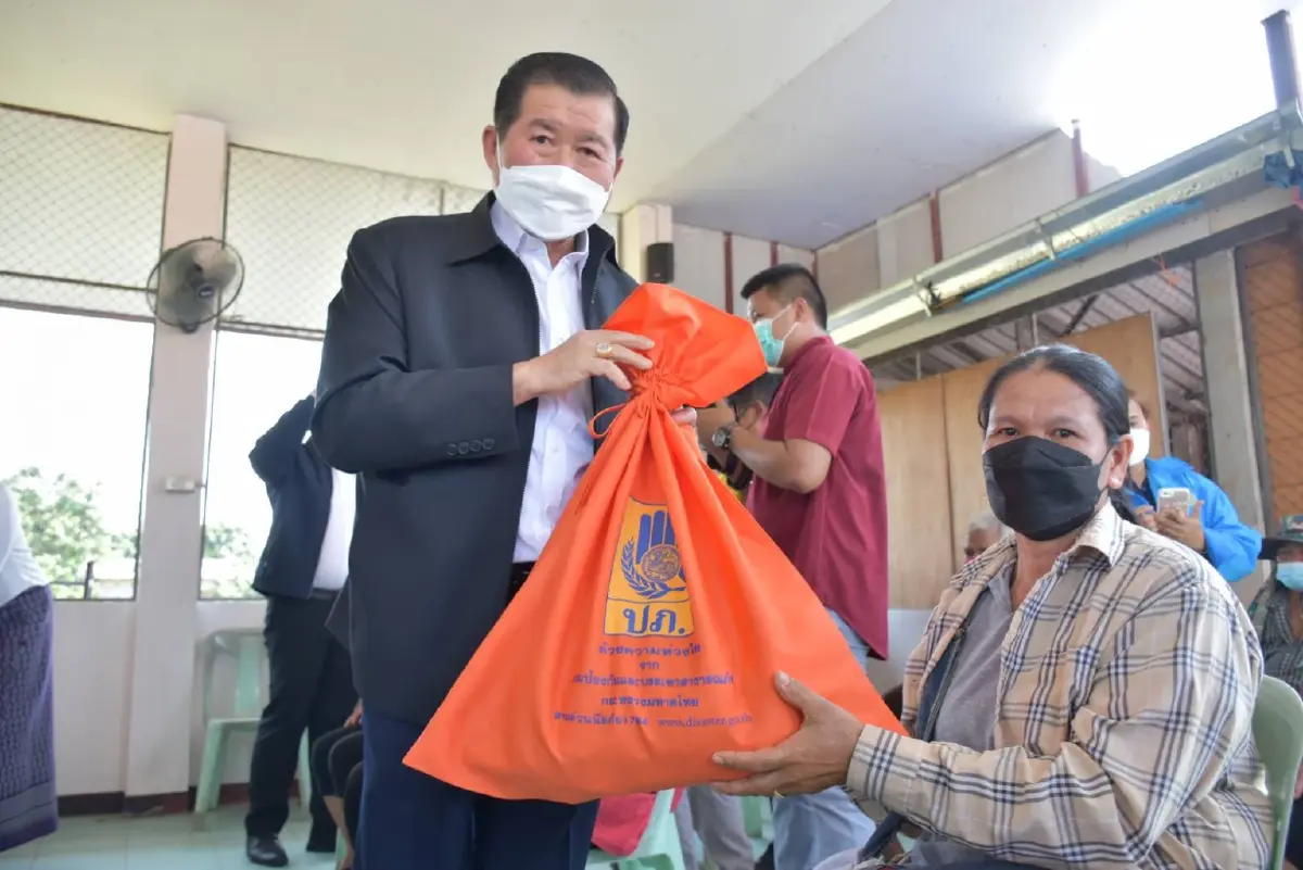 "นิพนธ์"ลุยตากตรวจภัยแล้ง ยันมีน้ำอุปโภค-บริโภค ไม่ขาด