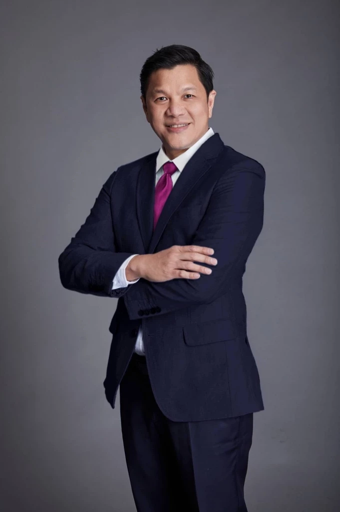 วิทัย รัตนากร ผู้อำนวยการธนาคารออมสิน