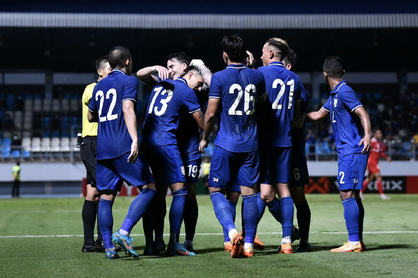 "ช้างศึก"อัดเนปาล 2-0 อุ่นฟีฟ่าเดย์ "โรลเลอร์-เชาว์วัฒน์"ซัดคนละลูก