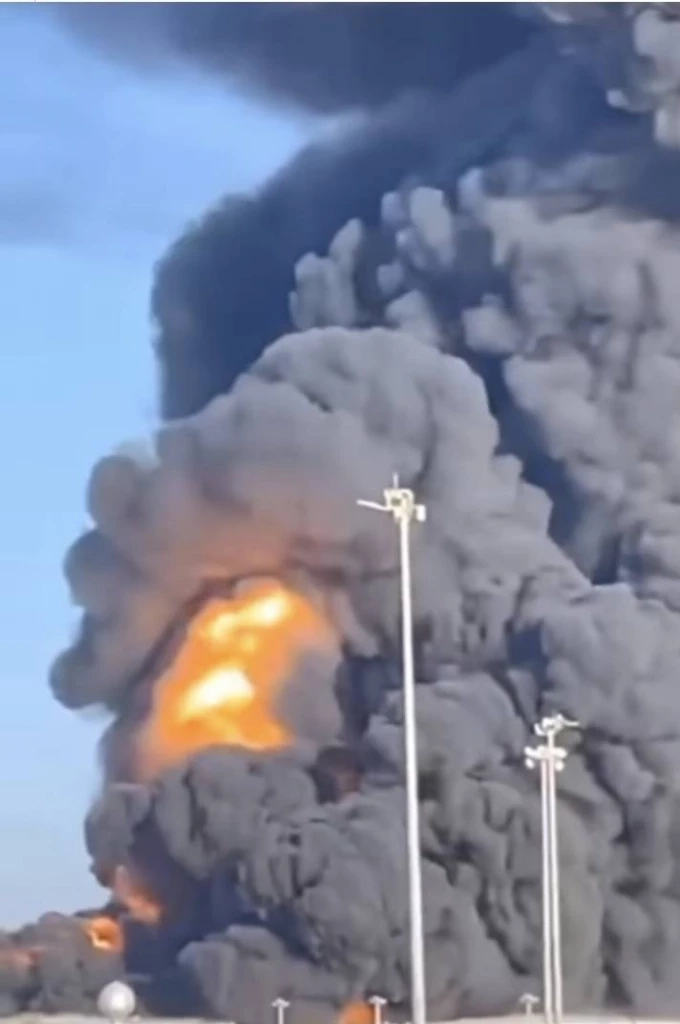 ระทึก! โรงกลั่นน้ำมันใน &quot;ซาอุฯ&quot; ระเบิด คาดฝีมือกลุ่มกบฎฮูตี