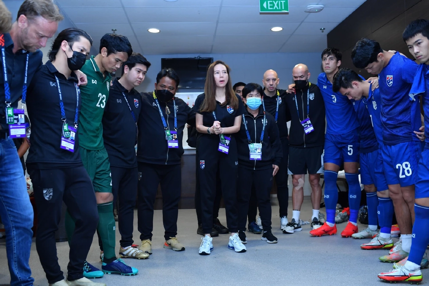 ซึ้งใจ! &quot;มาดามแป้ง&quot; ขอบคุณทุกสโมสรปล่อยแข้งให้ช้างศึกอุ่นฟีฟ่าเดย์