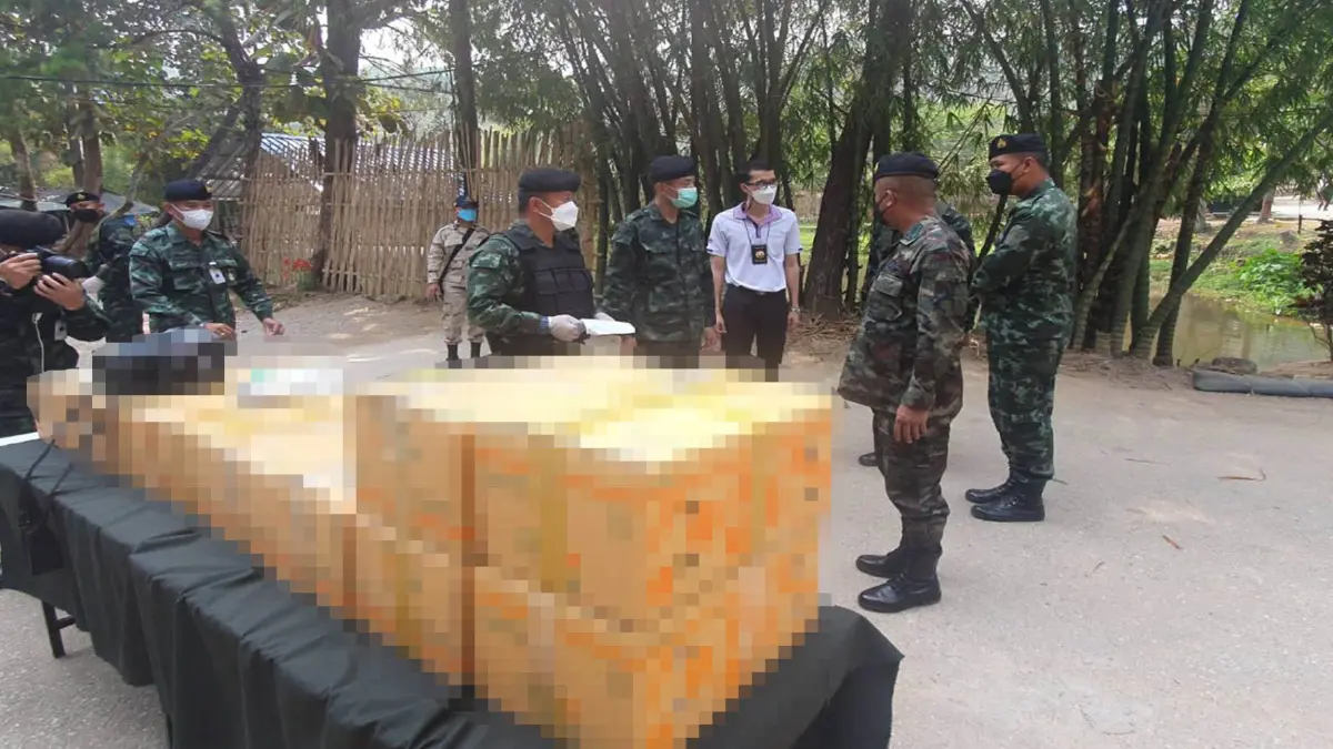 สุ่มตรวจขนส่งเอกชนพบยาบ้า1.1ล้านเม็ดยัดกล่องผลไม้