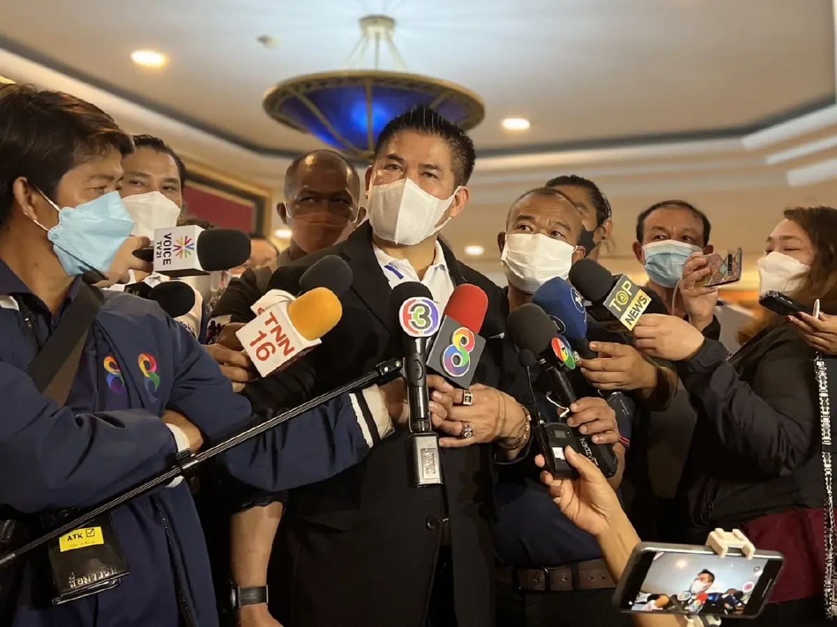 "ผู้กองธรรมนัส"ย้ำทำการเมืองต้องมีอุดมการณ์ไม่ชักเข้า-ชักออก