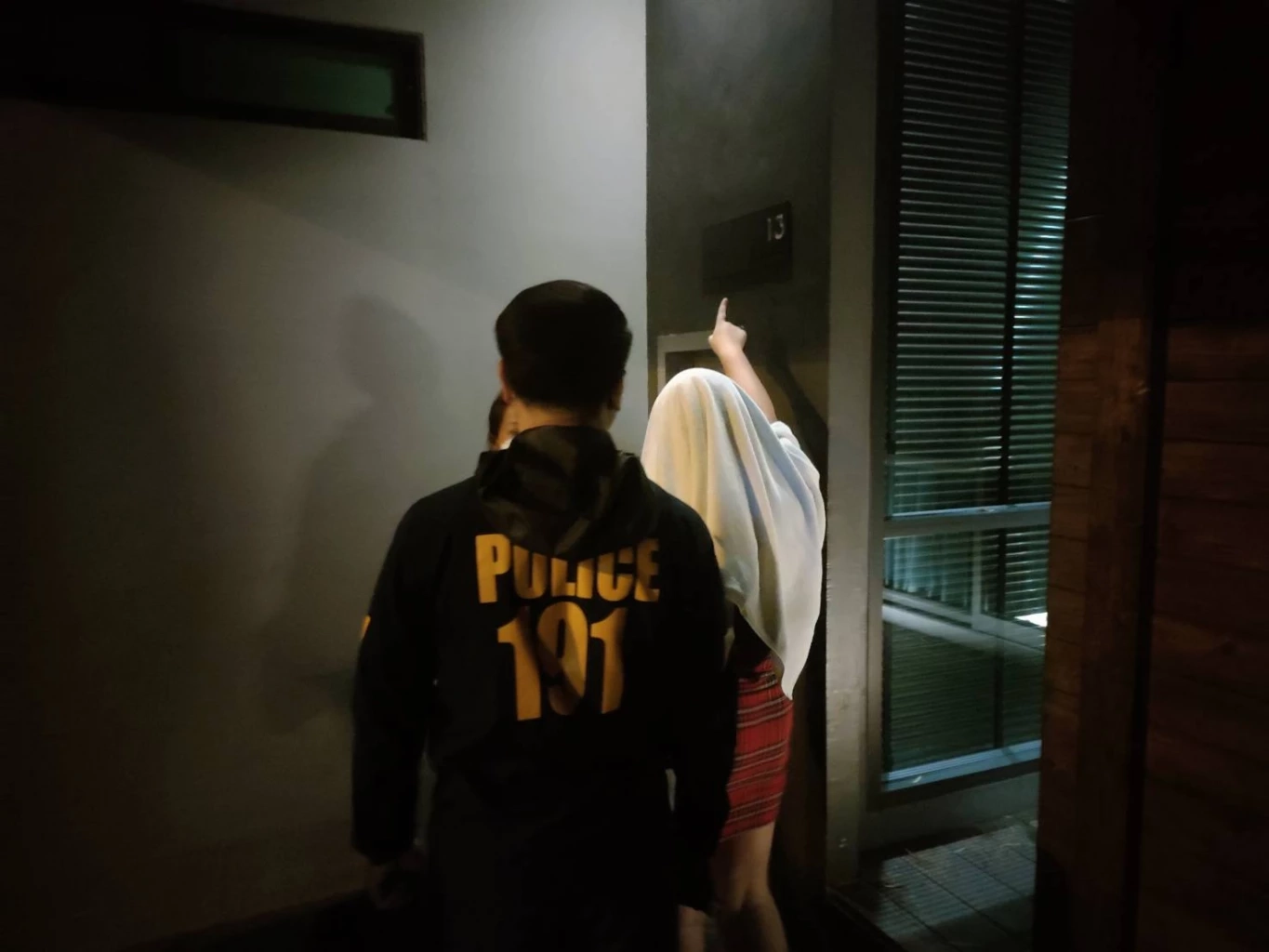 รวบสาว 18 ปีตั้งกลุ่มไลน์VIP รับงานเอนฯ