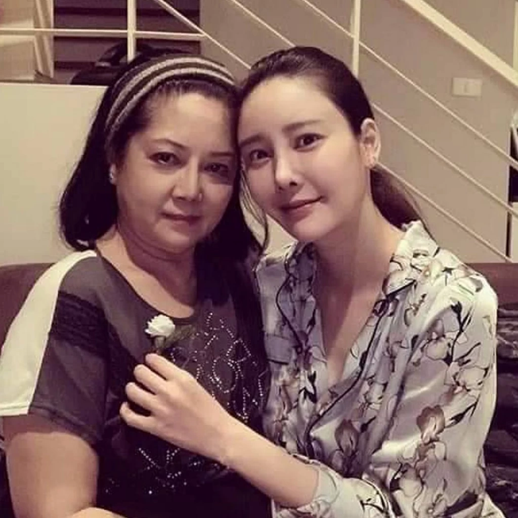 ทัวร์ลง "แม่แตงโม" ให้อภัย "ปอ-โรเบิร์ต" รับเงินปลงศพลูกสาว 30 ล้านบาท