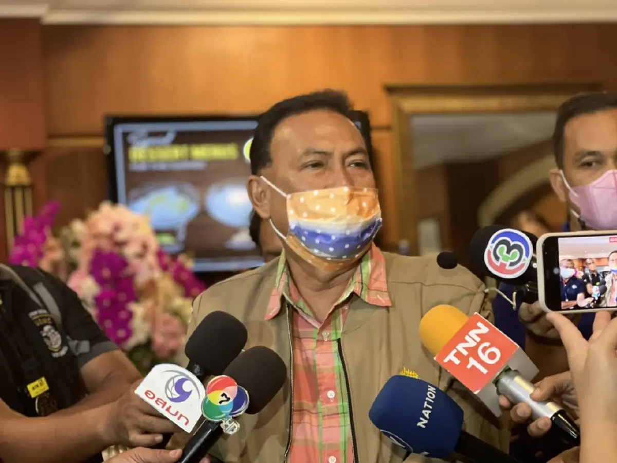 "สุรทิน"สนับสนุนนายกฯยุบสภาเหตุไม่สามารถแก้ปัญหาบ้านเมืองได้