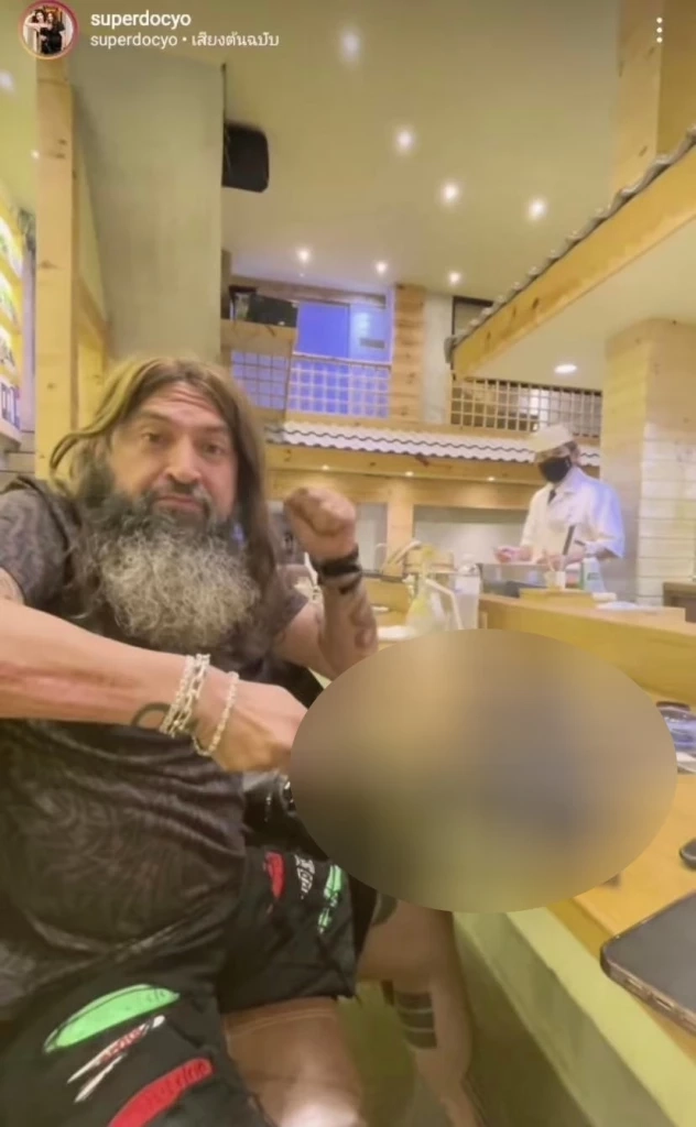 ดราม่าถล่ม "หมอสุนิล" หยิบมีด "เชฟญี่ปุ่น" สับเล่นสร้างคอนเทนต์