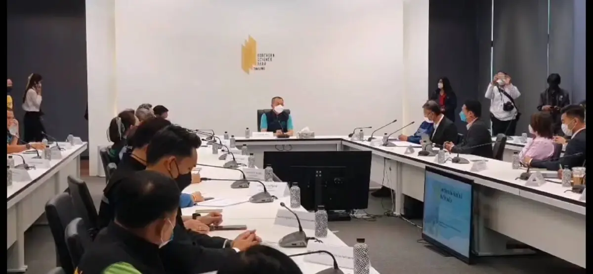 รมว.เกษตร​ฯ​ ลง​พื้นที่​ปั้นกระท่อมเป็นพืชเศรษฐกิจใหม่