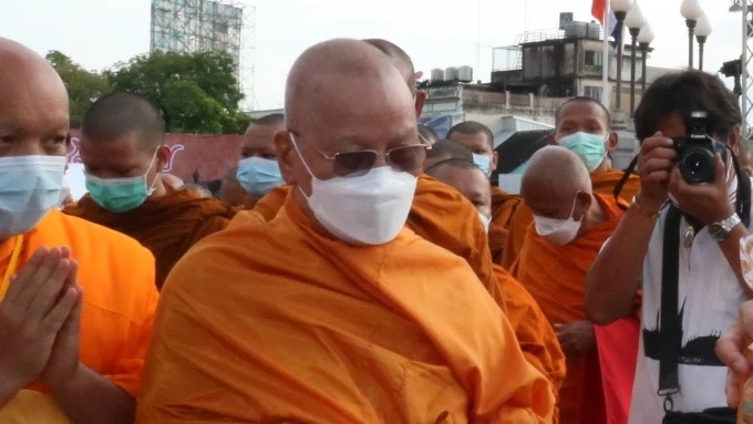โควิดลาม “เจ้าคณะจังหวัดนครราชสีมา”  เจ้าอาวาสวัดดังติดเชื้อเพียบ