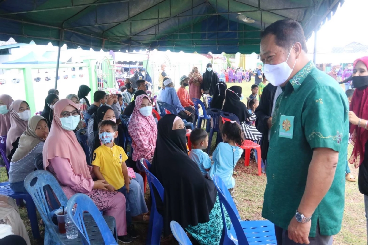 "ทวี สอดส่อง" ร่วมกิจกรรมชาวตากใบ หนุนพัฒนาจังหวัดชายแดน