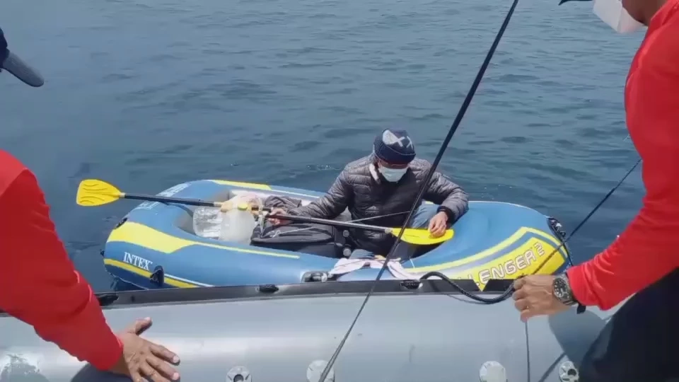 ส่งตัวชายเวียดนามกลับประเทศ หลังพายเรือยาง 18 วัน ตั้งใจไปอินเดีย