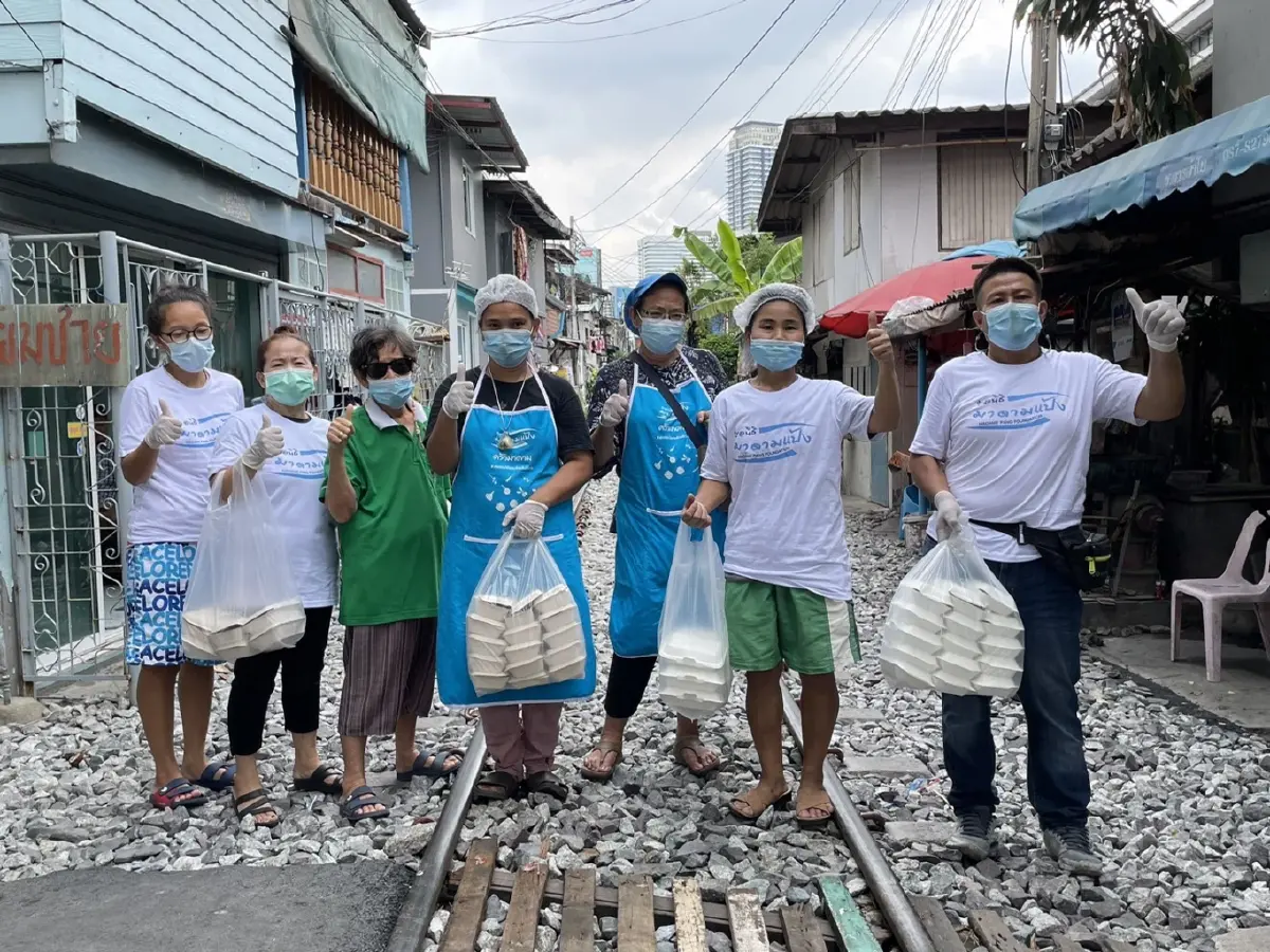 “มูลนิธิมาดามแป้ง” กับ 1 ปีของการเดินทางเพื่อช่วยเหลือสังคมไทย #ส่งต่อน้ำใจคนไทยไม่ทิ้งกัน