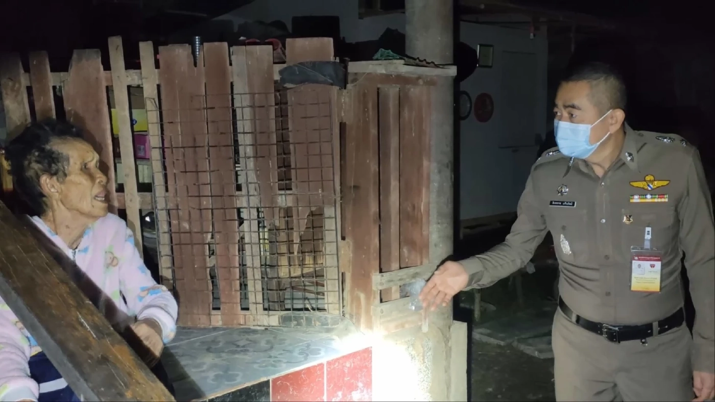 ลุงโหดคว้าขวานฟันหัวหลานชายดับก่อนเทน้ำมันราดน้องสาวจุดไฟเผา