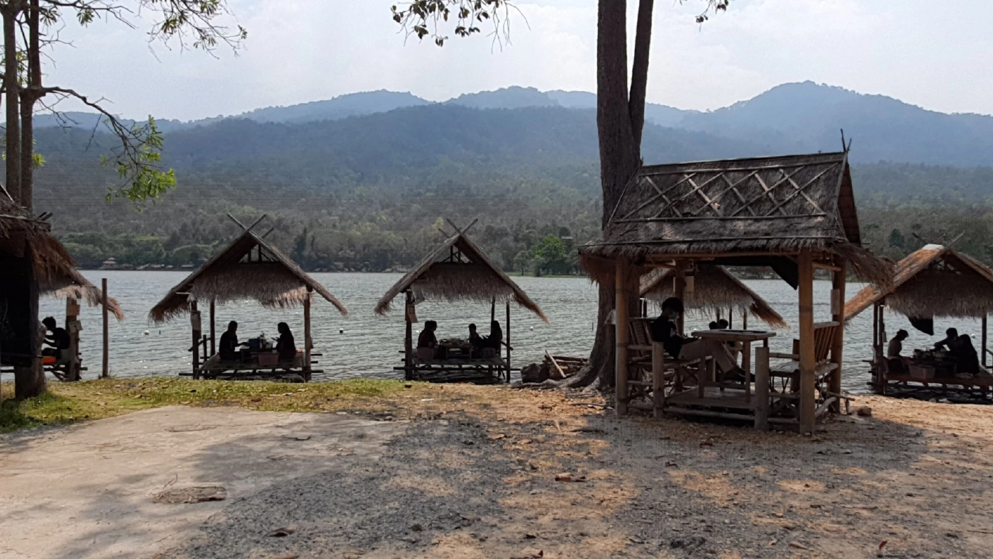 "อ่างเก็บน้ำห้วยตึงเฒ่า"คึกคักรับฤดูร้อน