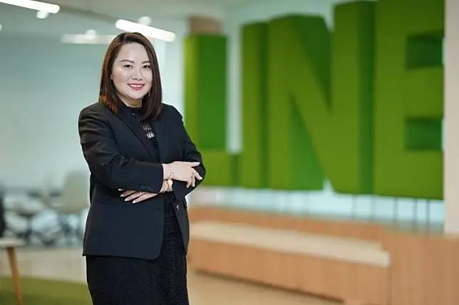 สุดปัง ปลัด สธ. ปลื้ม “หมอพร้อม” รับรางวัลไลน์ ไทยแลนด์ อะวอร์ดส 2021