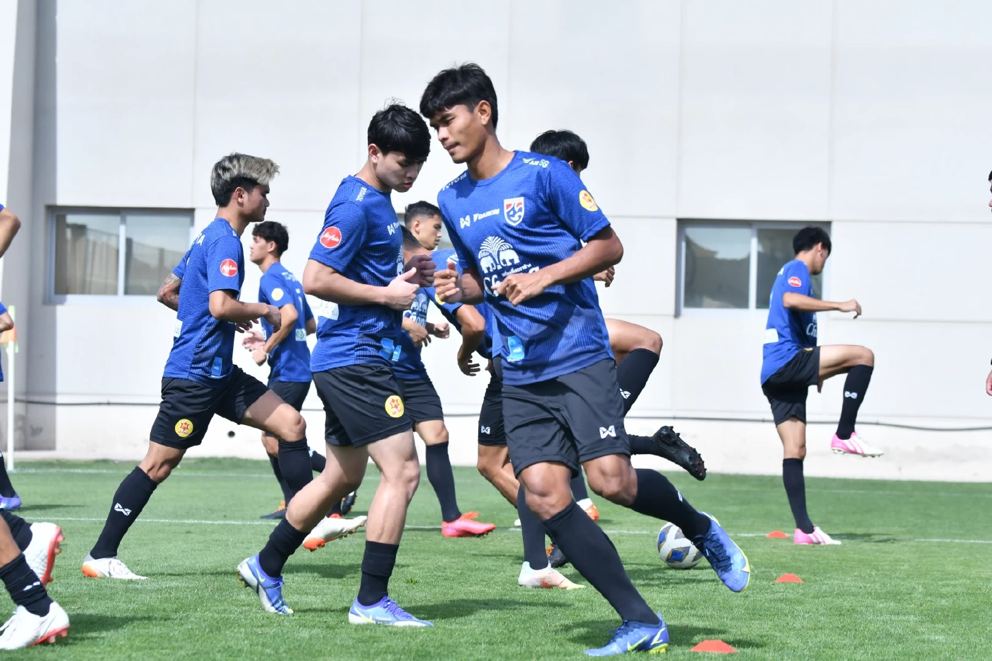 ร่วมเชียร์ "ช้างศึก" ดวลอิรักส่งท้าย "ดูไบ คัพ" ค่ำนี้