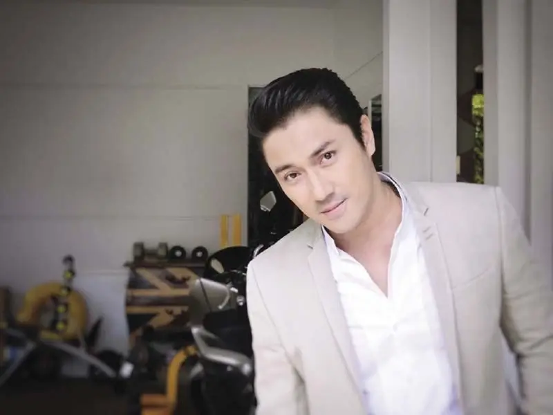 "เอ พศิน" ติดโควิดหลังร่วมงานผู้มีปัจจัยเสี่ยงสูง ปลอดภัยเชื้อไม่ลงปอด