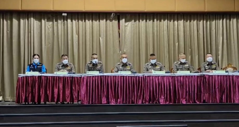 ตร.แถลงสรุปคดีแตงโม ส่งฟ้อง 6 ผู้ต้องหา แก๊งบนเรือและกุนซือ ใครโดนอะไรบ้าง?