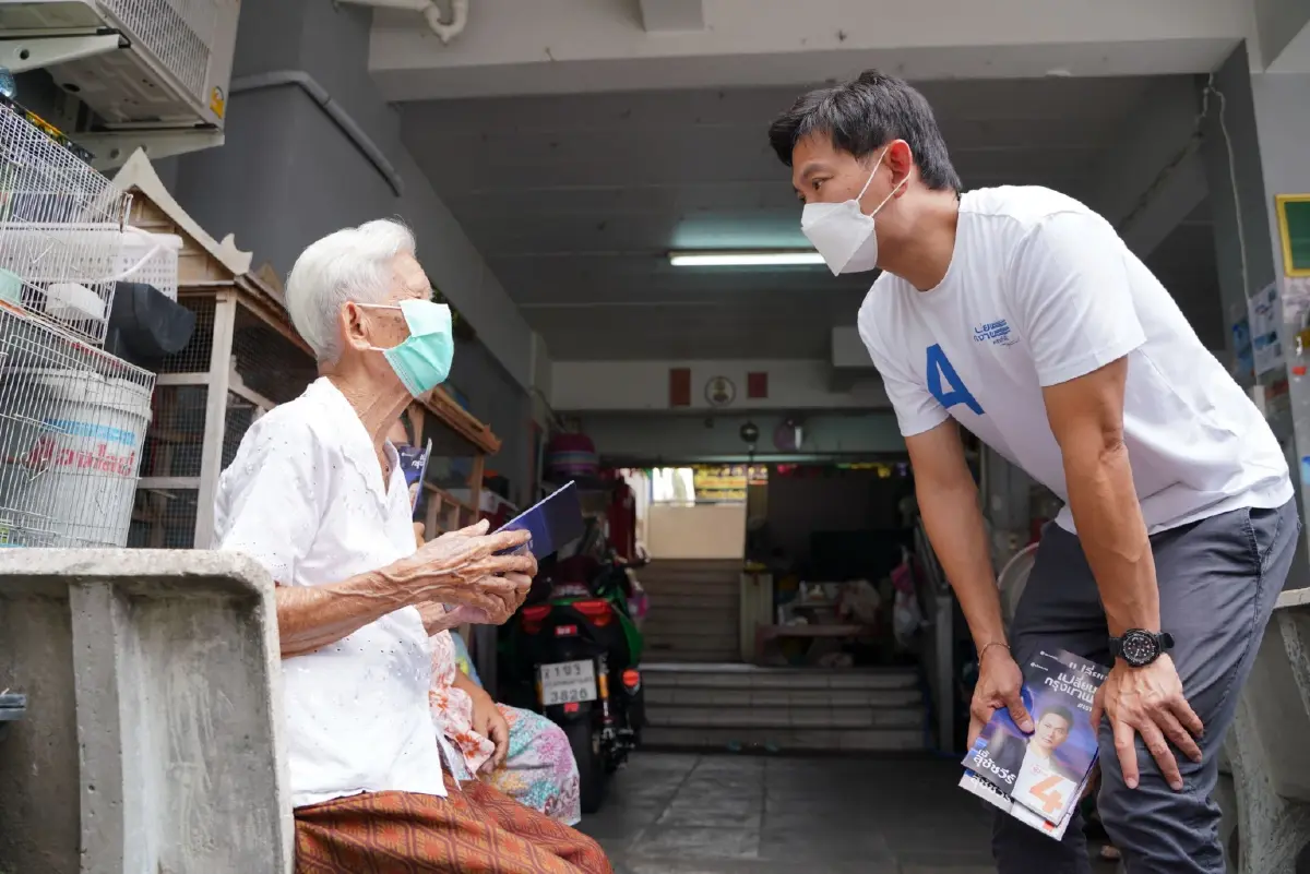 "เอ้ สุชัชวีร์"วอนอย่าทำลายป้ายหาเสียงควรเดินการเมืองสร้างสรรค์
