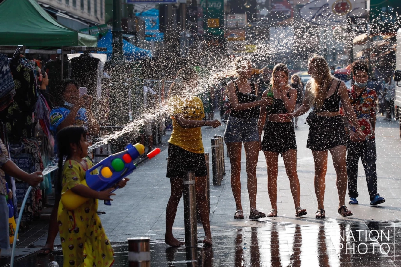 "กรมควบคุมโรค" แนะ "หลังสงกรานต์" ทำงานที่บ้าน 5-7 วัน ลดแพร่เชื้อโควิด