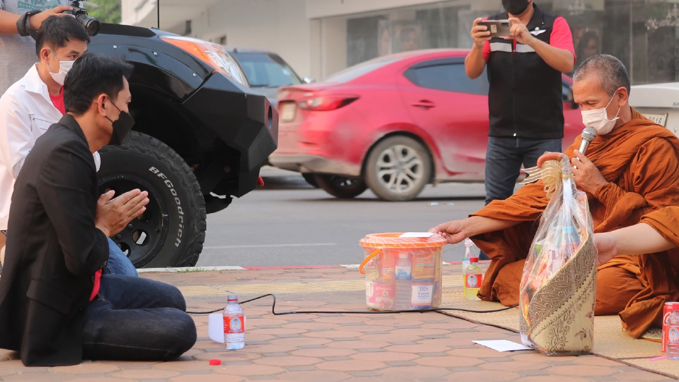 เสื้อแดงขอนแก่น จัดเวทีคู่ขนาน “ยุติธรรมไม่มี  12 ปีเราไม่ลืม”