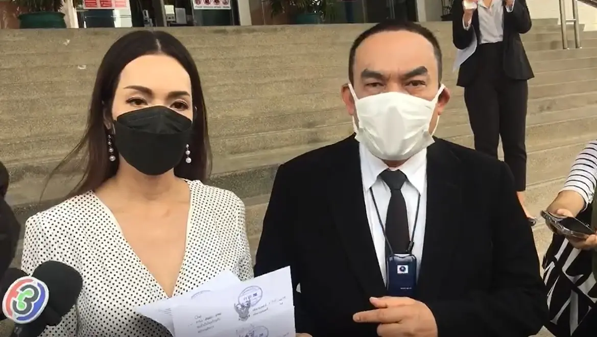 เอาจริง ! “อ๋อม สกาวใจ” ฟ้องหมิ่นประมาทเกรียนคีย์บอร์ด 2 ล้านบาท