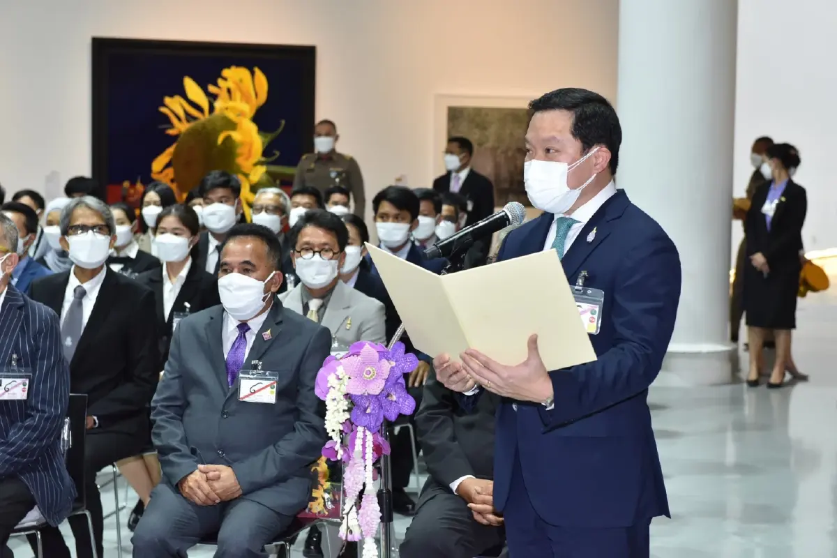 สมเด็จพระกนิษฐาธิราชเจ้าฯ เสด็จฯ ไปทรงเปิดนิทรรศการ “ศิลปกรรมช้างเผือก ครั้งที่ 10 และ 11”