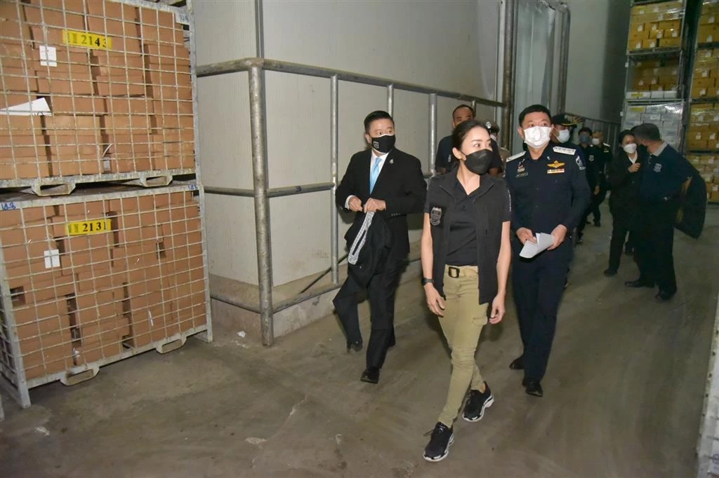 DSI จับชิ้นส่วนไก่ลักลอบนำเข้าจากอเมริกาใต้มาสวมเป็นสินค้าไทยเพื่อขาย