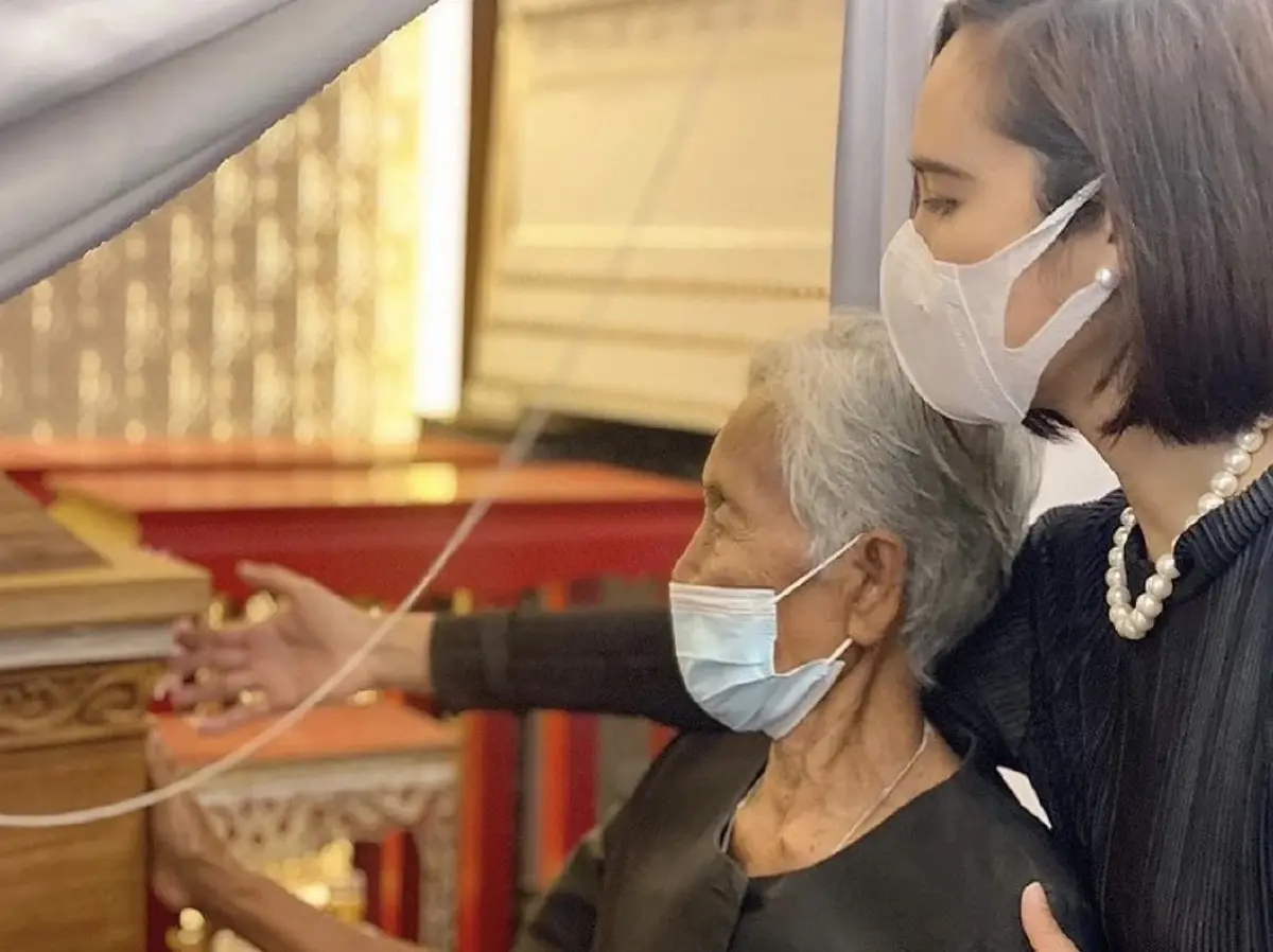 โย ทัศนวรรณ์ อดีตคนรักเก่าพี่เอก ตัดสินใจรับ "พี่สาวสรพงศ์" มาดูแลที่บ้าน