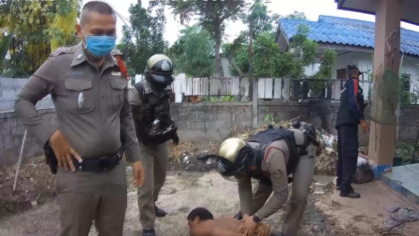 สยบชายคลั่งเปิดถังแก๊สเตรียมเผาบ้านชาวบ้าน