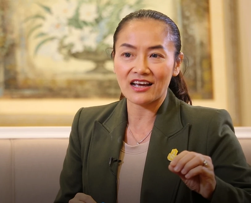 มัลลิกา  บุญมีตระกูล มหาสุข   ที่ปรึกษารมว.พาณิชย์  (จุรินทร์  ลักษณวิศิษฎ์ ) 