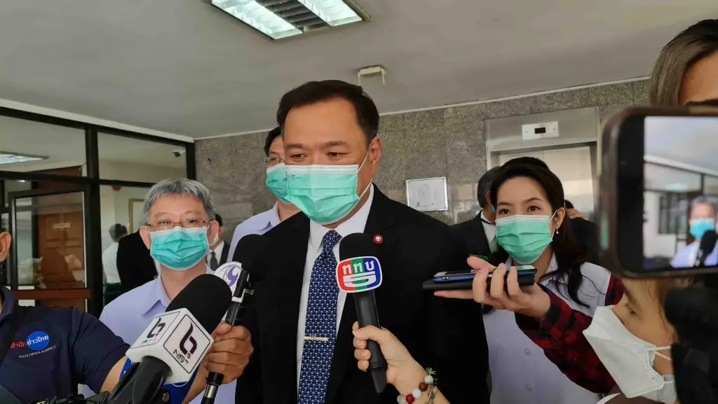 อนุทิน เล็งยกเลิก Thailand Pass ย้ำไทยเข้าสู่ "โรคประจำถิ่น" พร้อมกันทั่วปท.