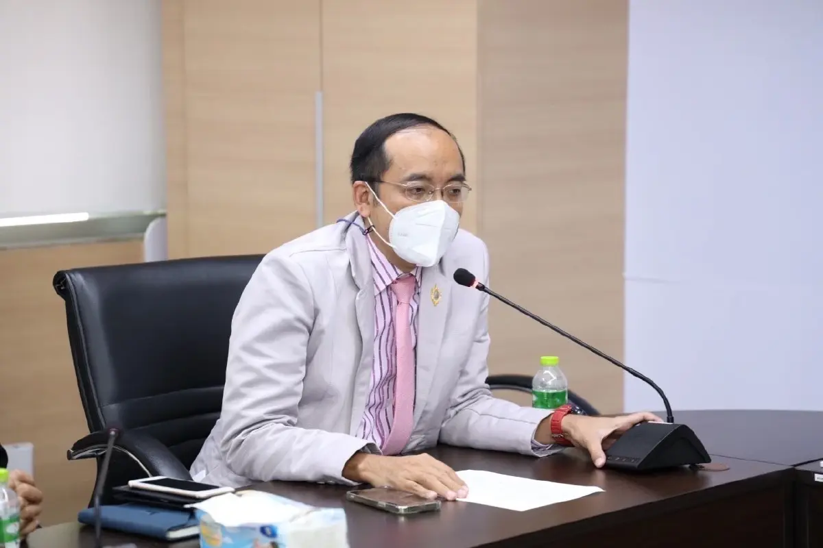 "เอนก"แชร์ความรู้ด้านรัฐศาสตร์แก่ตัวแทนนศ.เพื่อใช้ต่อยอดทำงานอนาคต