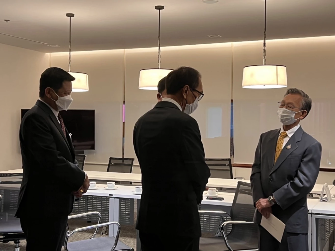 "วิเชียร"แจงเหตุลาออกพปชร.แต่ยังอุบร่วมงานสร้างอนาคตไทย