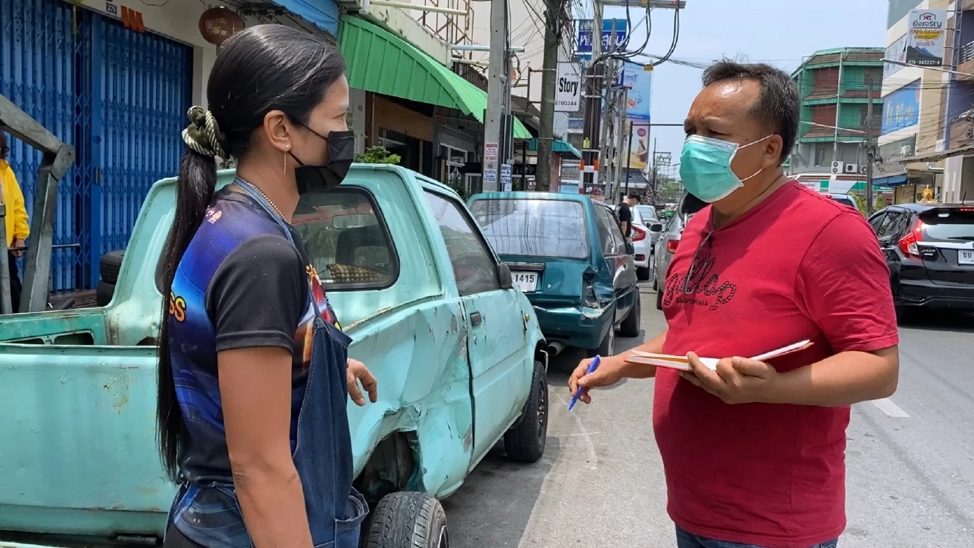 ปาเจโร่ซิ่งชน 3 คันรวดชิ่งหนี