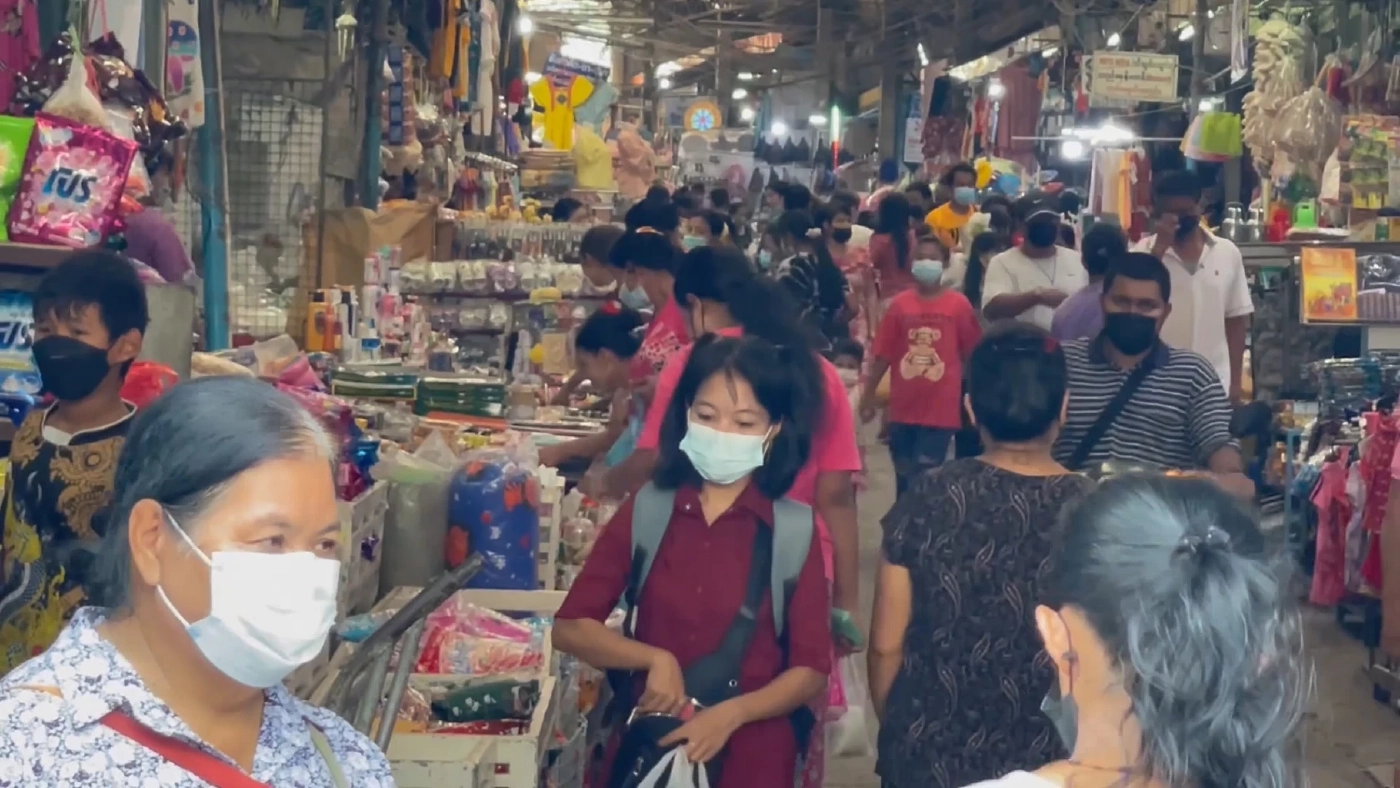 ตลาดชายแดนระนอง-เมียนมาร์ 'คึกคัก' รับสงกรานต์