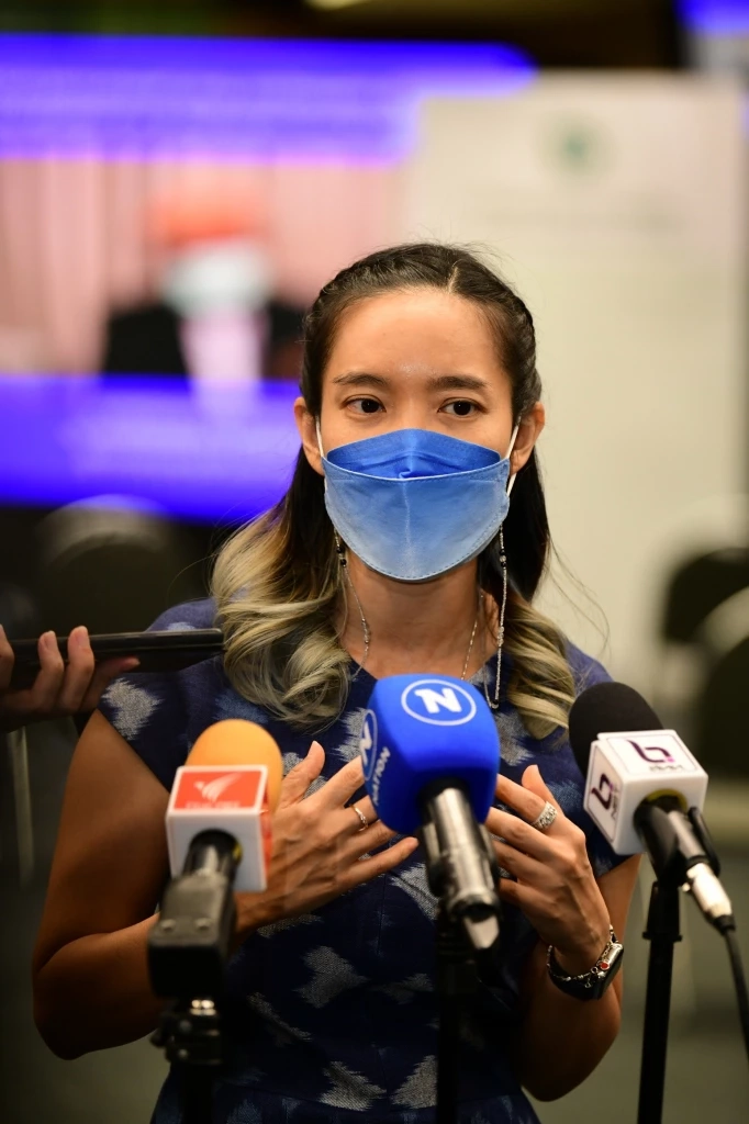 พญ.สุมนี วัชรสินธุ์