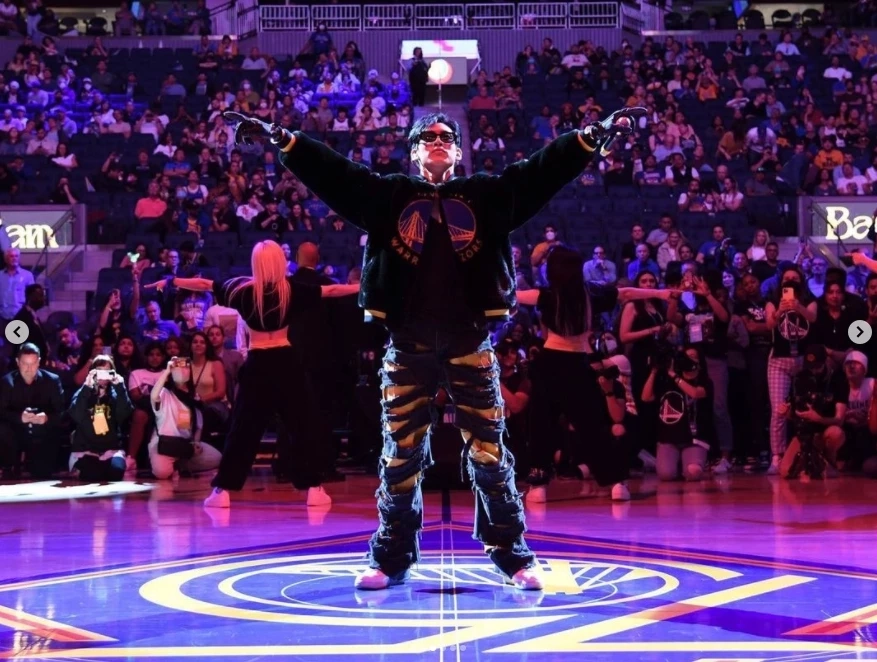 “แบมแบม กันต์พิมุกต์” สร้างประวัติศาสตร์เคป๊อปคนแรก ขึ้นโชว์ในช่วงพักครึ่งการแข่งขันบาสเกตบอล เอ็นบีเอ (NBA)